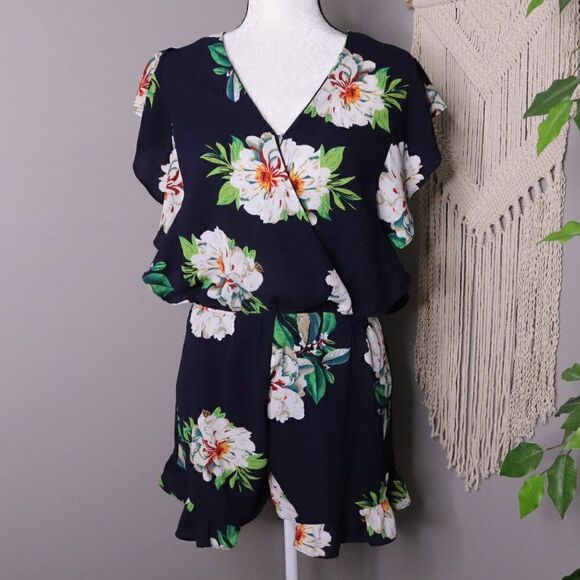 Umgee | Short Sleeve Floral Romper - Picture 2 of 5